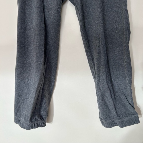 Women’s Nike Cropped Jogger Sweat Capris - Picture 7 of 11